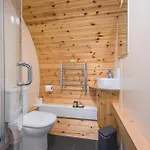 Apartmán Spring Wood Luxury Pod With Hot Tub At Fell View Park Kirkby Lonsdale *