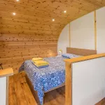 Spring Wood Luxury Pod With Hot Tub At Fell View Park Kirkby Lonsdale Apartmán