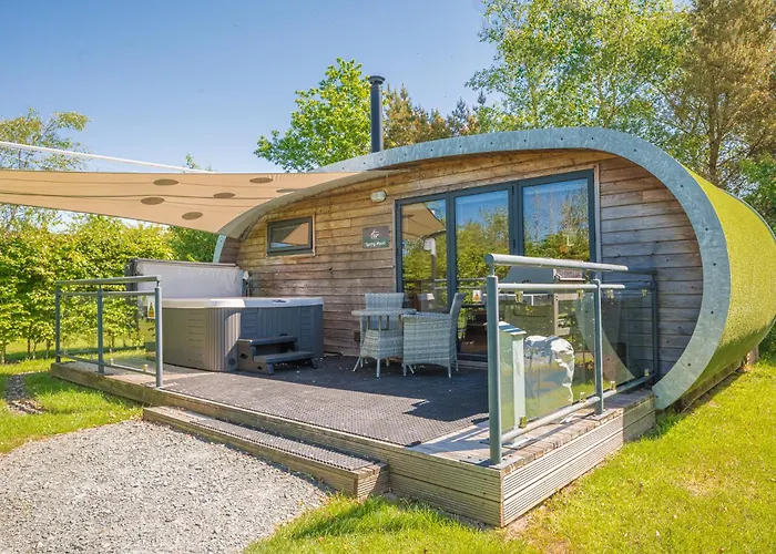 Spring Wood Luxury Pod With Hot Tub At Fell View Park Kirkby Lonsdale Casterton