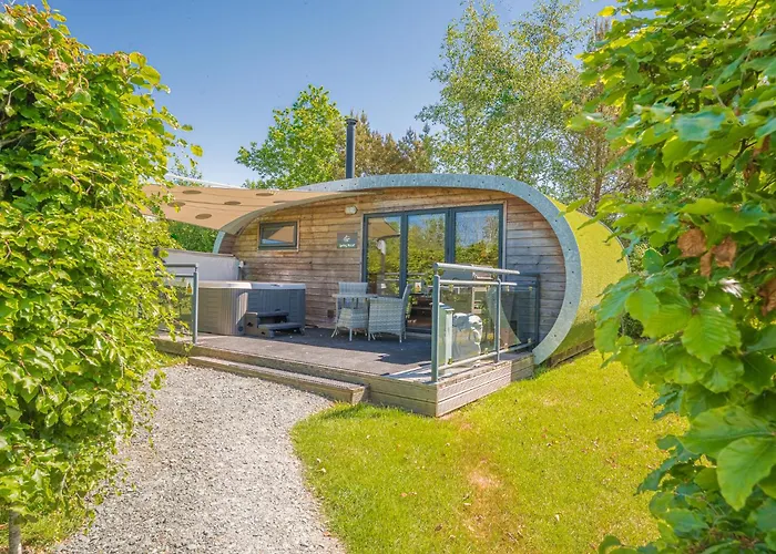 Spring Wood Luxury Pod With Hot Tub At Fell View Park Kirkby Lonsdale *