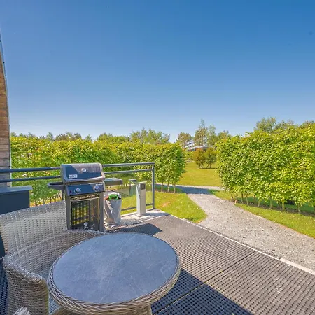 Spring Wood Luxury Pod With Hot Tub At Fell View Park Kirkby Lonsdale Апартаменты *